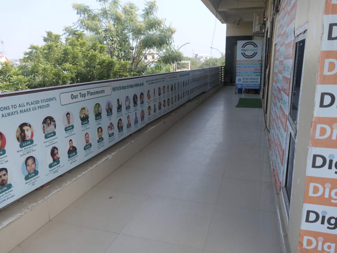 Interactive Seminar Hall for Workshops and Technical Sessions at DigiCoders